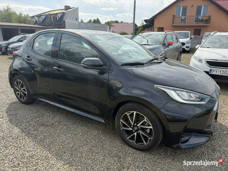 Toyota Yaris hybryda automat kamera gwarancja IV automatyczna Zbąszyń