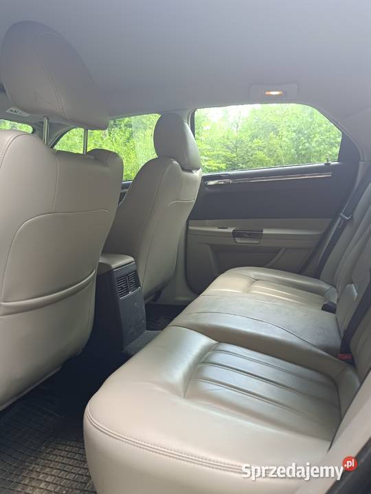 Samochód Chrysler 300c 2005 r czarny Kielce