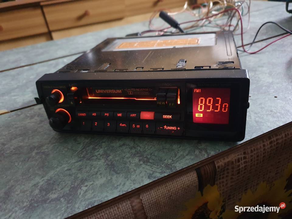 Stare zabytkowe radio samochodowe Universum Kępice sprzedam