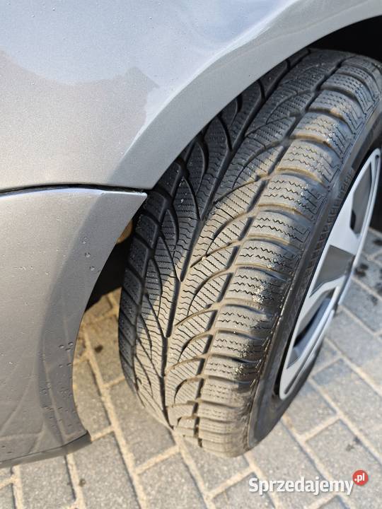 Golf V Biedrusko sprzedam