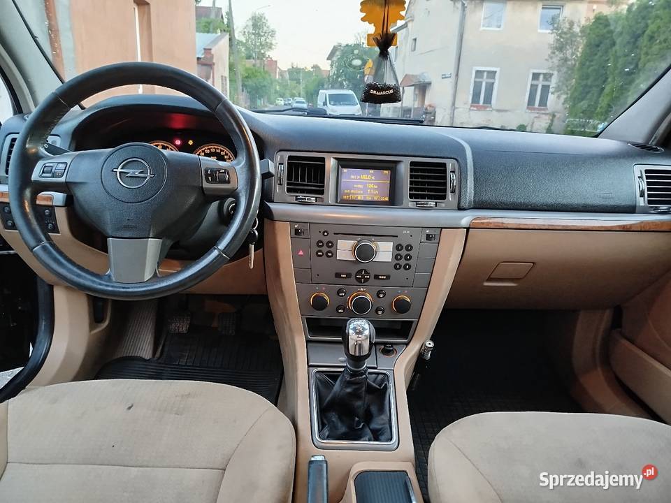 Opel Vectra c Lift 2005 18 Benzyna ładna czarny Wrocław sprzedam