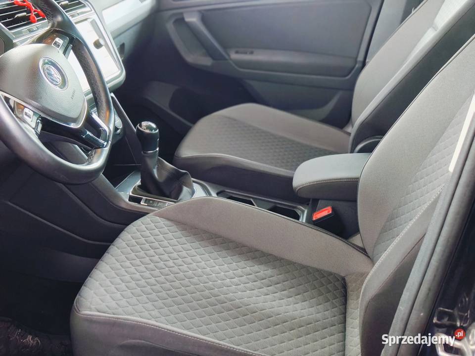 Volkswagen Tiguan 2018 20 TDI 150 stan manualna Zagnańsk sprzedam