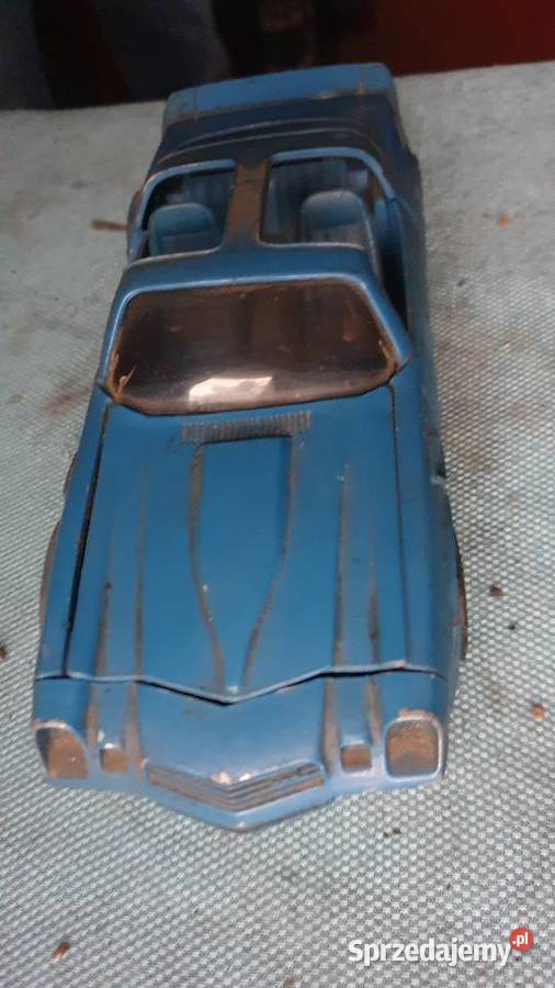 Stary samochód Chevrolet Camaro zabawka metalowa Warszawa