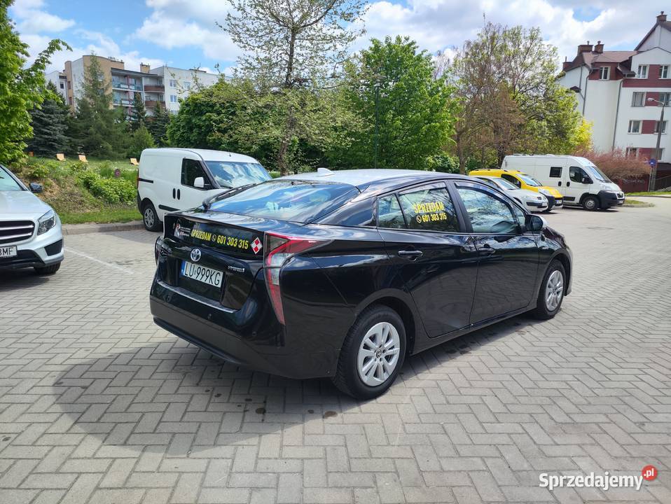 Toyota Prius IV hybryda LPG Motoryzacja