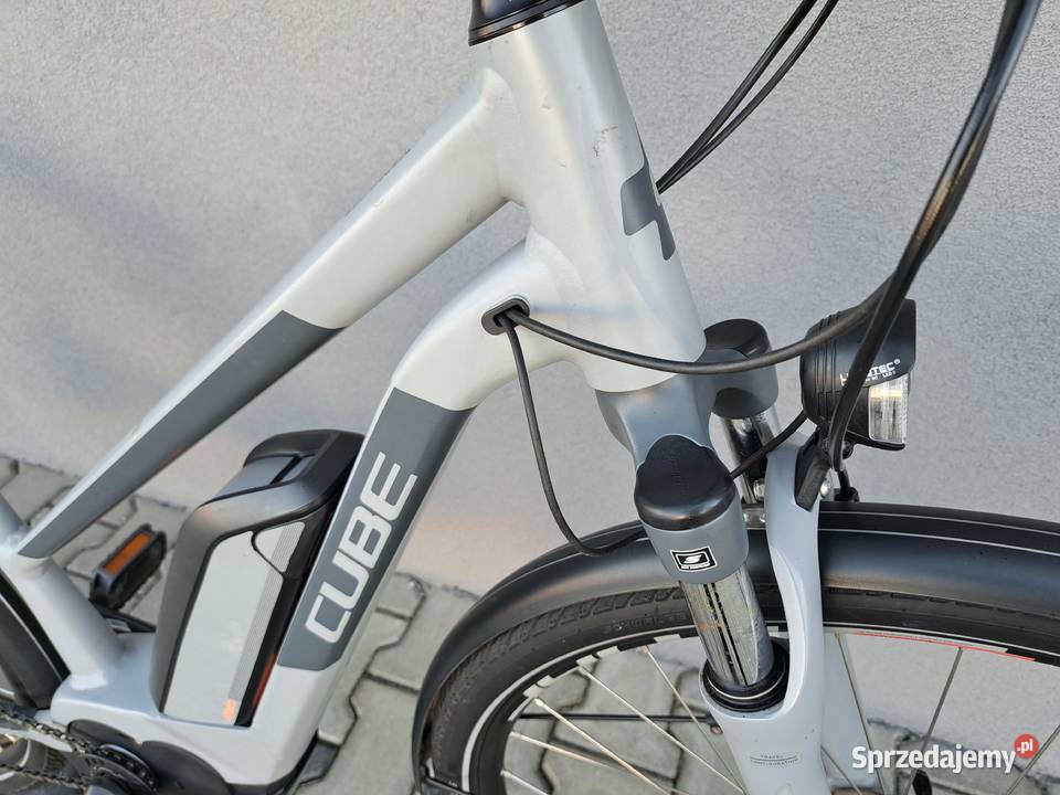 rower CUBE Cross one Bosch 500 łódzkie Sieradz sprzedam