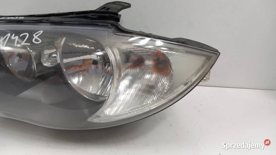 BMW 1 E87 LIFT LAMPA PRZÓD LEWA osobowe Zbierkowo sprzedam