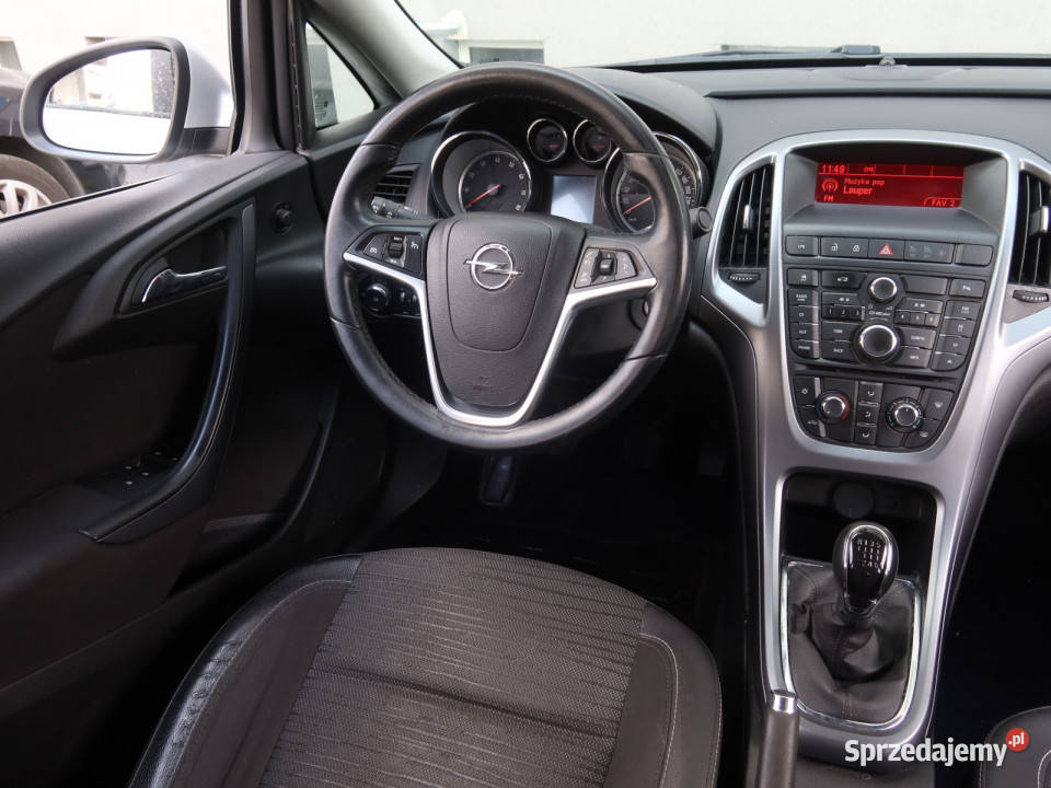 Opel Astra 14 T srebrny śląskie Katowice