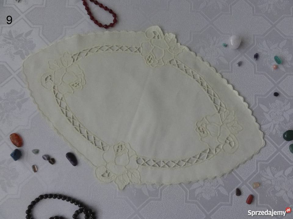 Serwetki kolorowe ecru wyszywane haft Richelieu Lublin