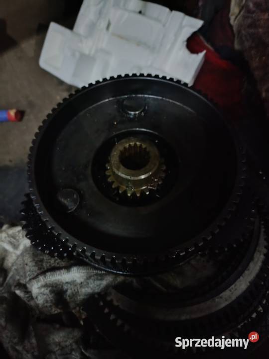 Przekładnia obrotu liebherr kosz satelit Bodzentyn