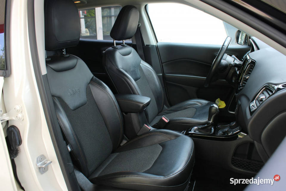 Jeep Compass Bezwypadkowy bogata wersja nawigacja Gliwice sprzedam