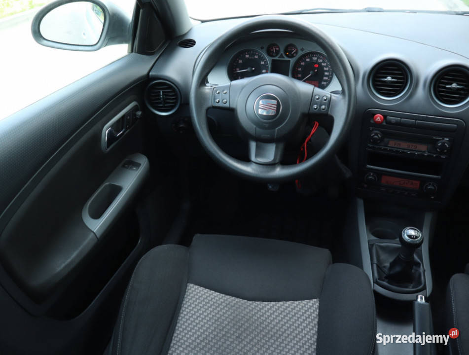 Seat Ibiza 14 16V Ibiza Łódź sprzedam