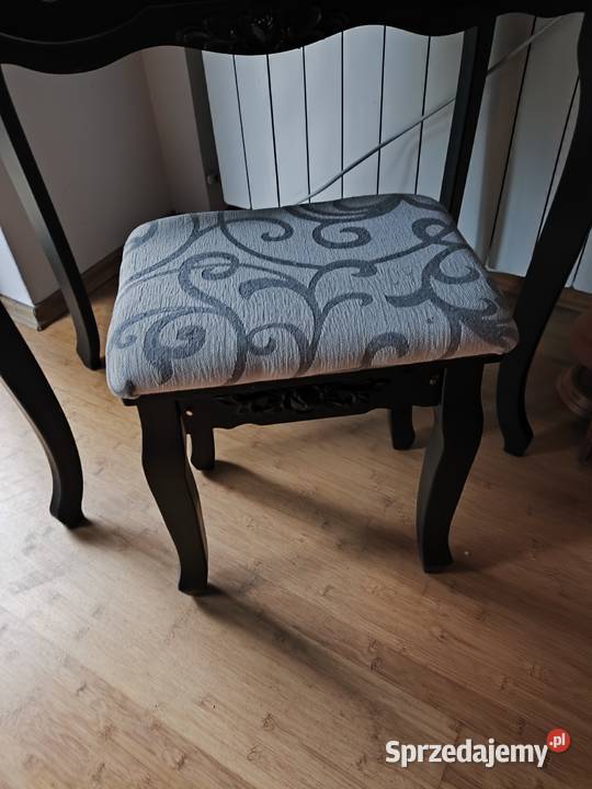 Toaletka trzy lustra drewno czarna róża wzór z