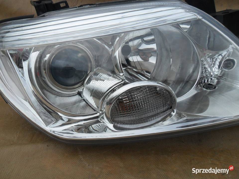 LAMPA PRAWY PRZÓD REFLEKTOR EU MITSUBISHI wielkopolskie