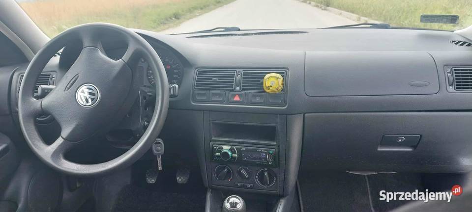 VW Golf 4 2002r Klima 14 benzyna Zadbany nieuszkodzony Boguchwała