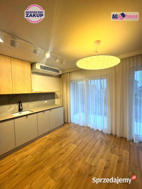 Mieszkanie 4928m2 3 pokoje Jastarnia 36120zł/m2 sprzedam