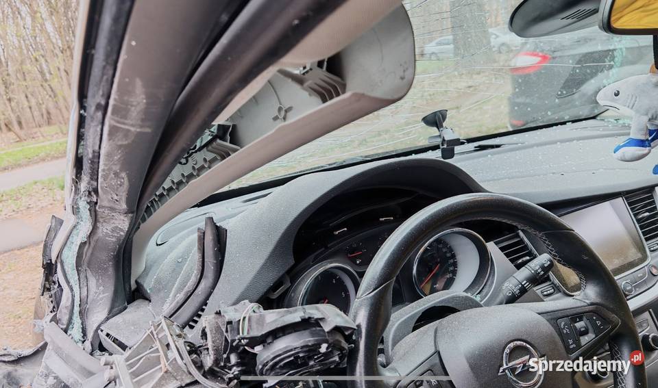 Opel Astra K 2017 Rogoźnik