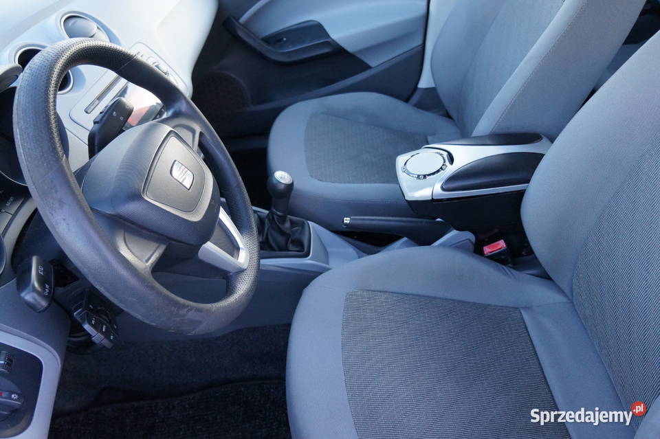 14 benzyna 85 5 drzwi zarejestrowany światła przeciwmgielne Częstochowa