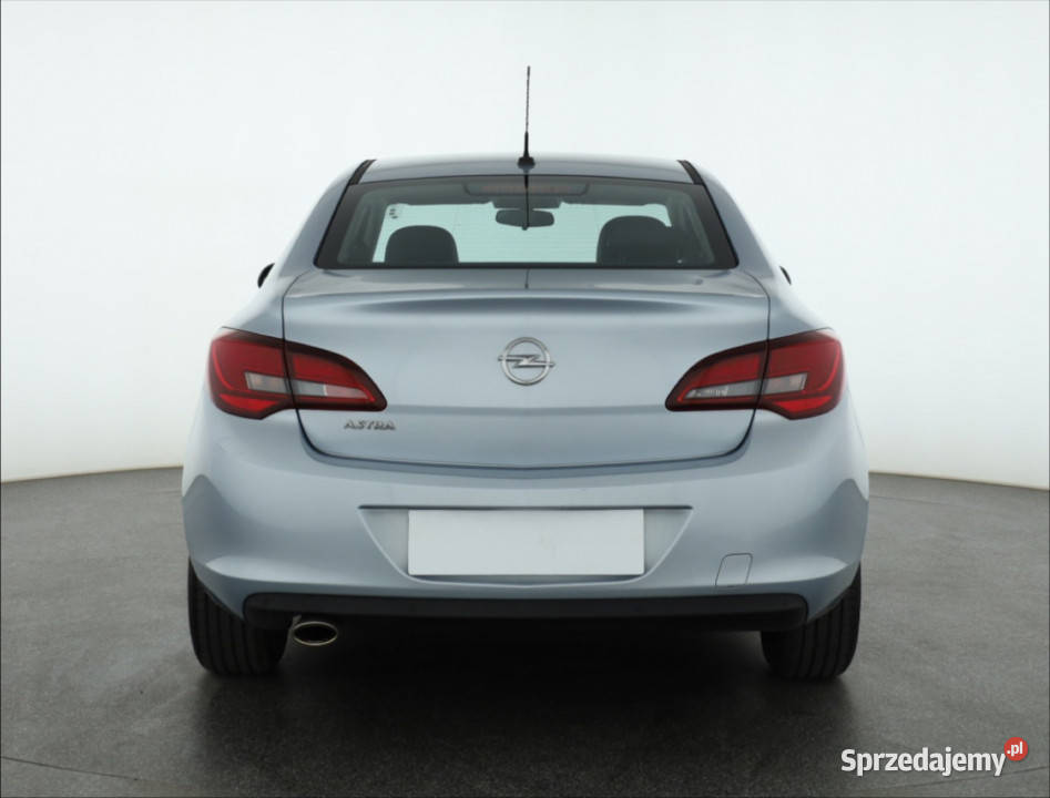 Opel Astra 14 T Piaseczno