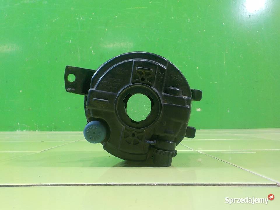 VOLVO C30 LIFT 20 D 12r 3D halogen lewy 30796680 Suków