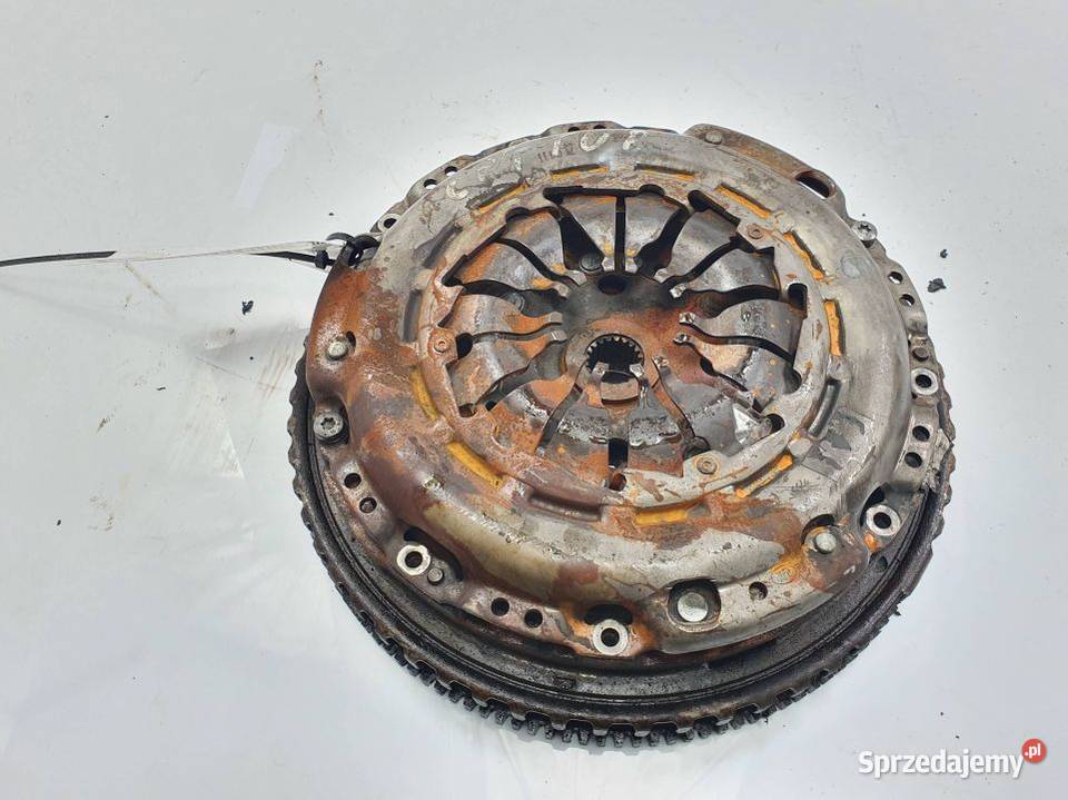 SPRZĘGŁO RENAULT CAPTUR 302103451R osobowe Lipno