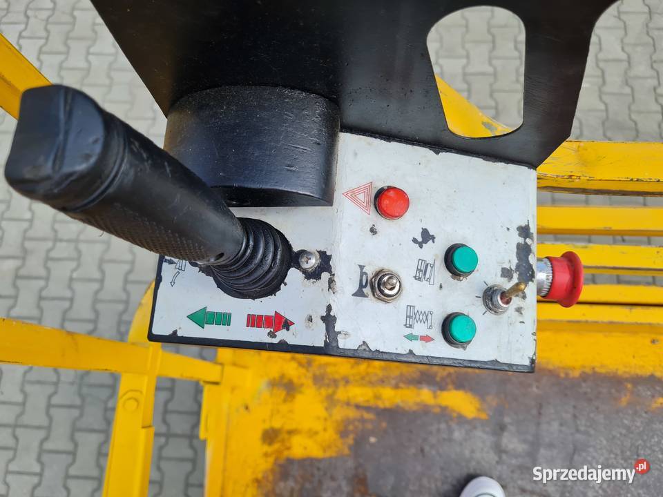 Podnośnik nożycowy elektryczny Haulotte Compact