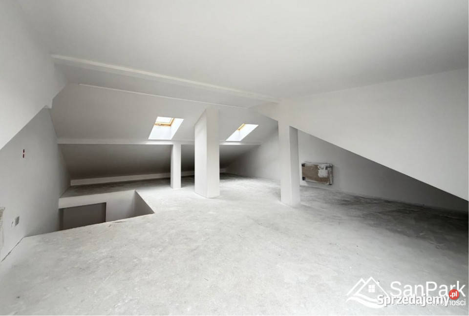 Sprzedaż mieszkania Lesko 102m 4 pokoje dwupoziomowe podkarpackie