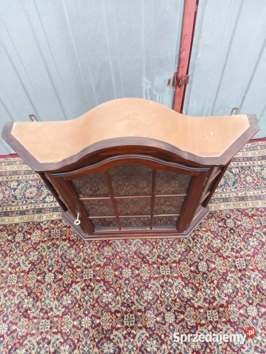 Witrynę sprzedam Kredensy i witryny Borówno