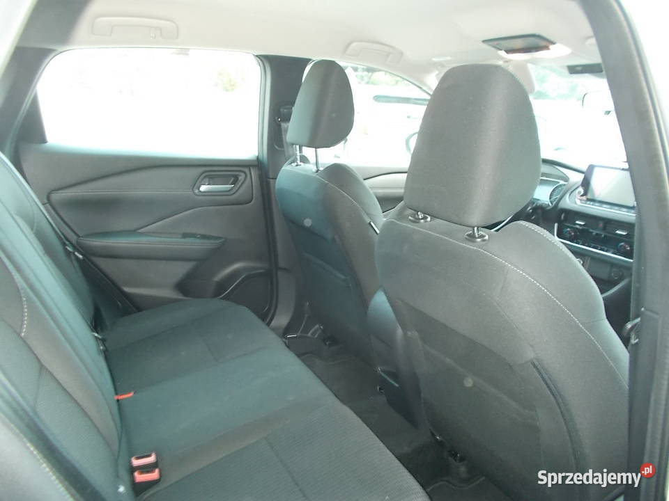 NISSAN QASHQAI benzynahybryda140 salon Polska Dębica