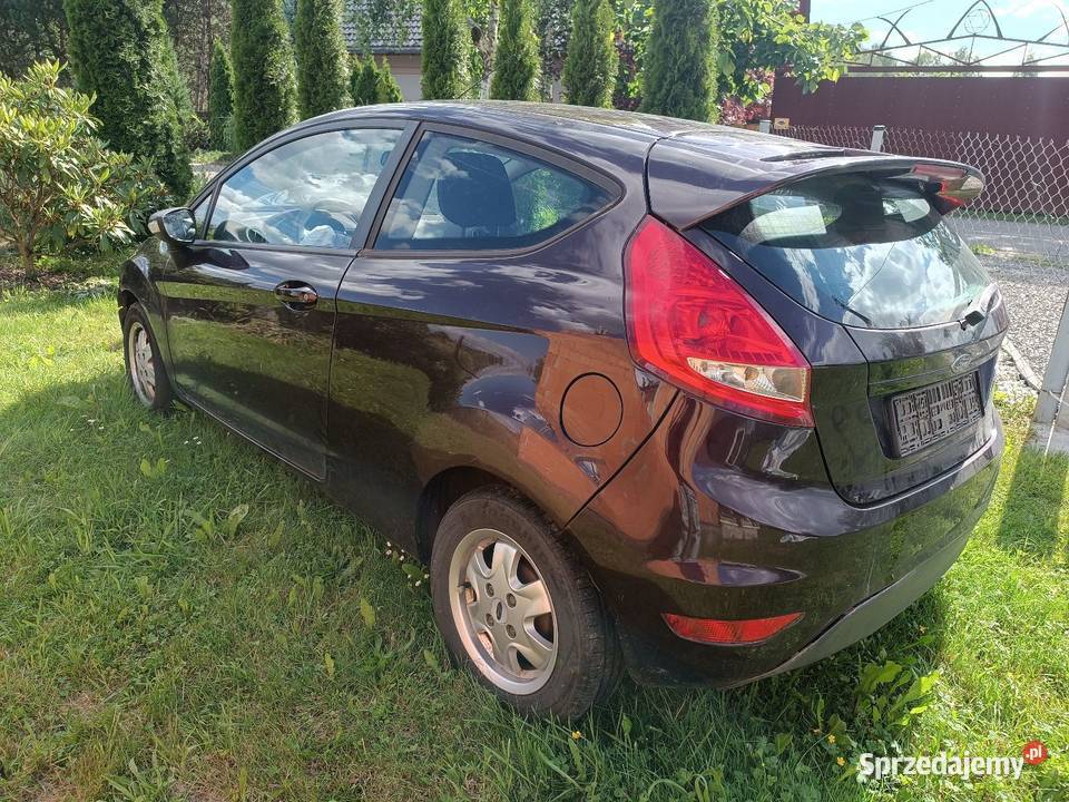 Ford Fiesta 125 BLPG 2009r uszkodzony