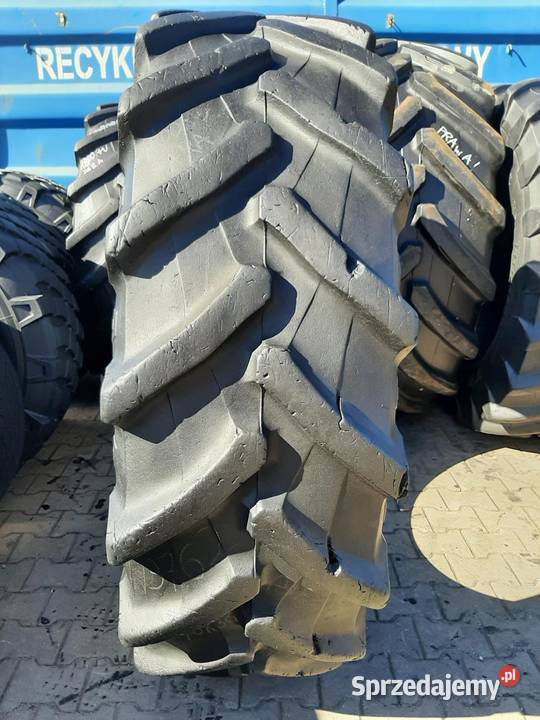 2x Opona używana rolnicza 48070R38 PIRELLI TM700 podlaskie Zaścianki