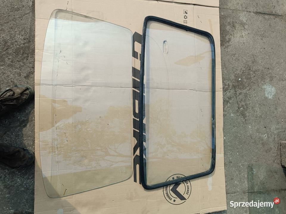 Szyby fiat 126p przednie tylne boczne z drzwi małopolskie Siepraw sprzedam