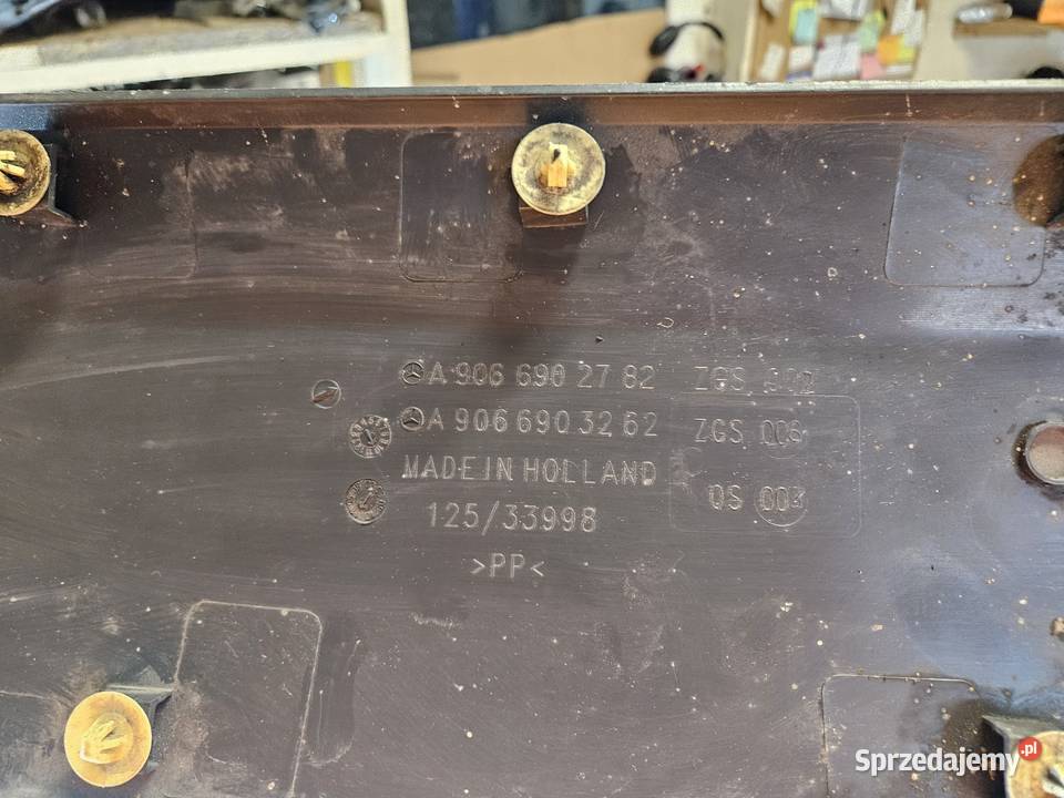MERCEDES SPRINTER W906 LISTWA BOCZNA LEWY TYŁ Międzychód