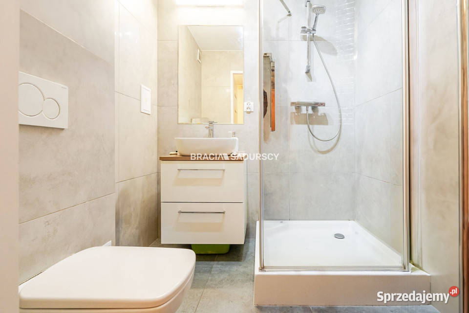 Mieszkanie Kraków 502m2 2 pokoje Rok budowy 1984 Sprzedaż sprzedam