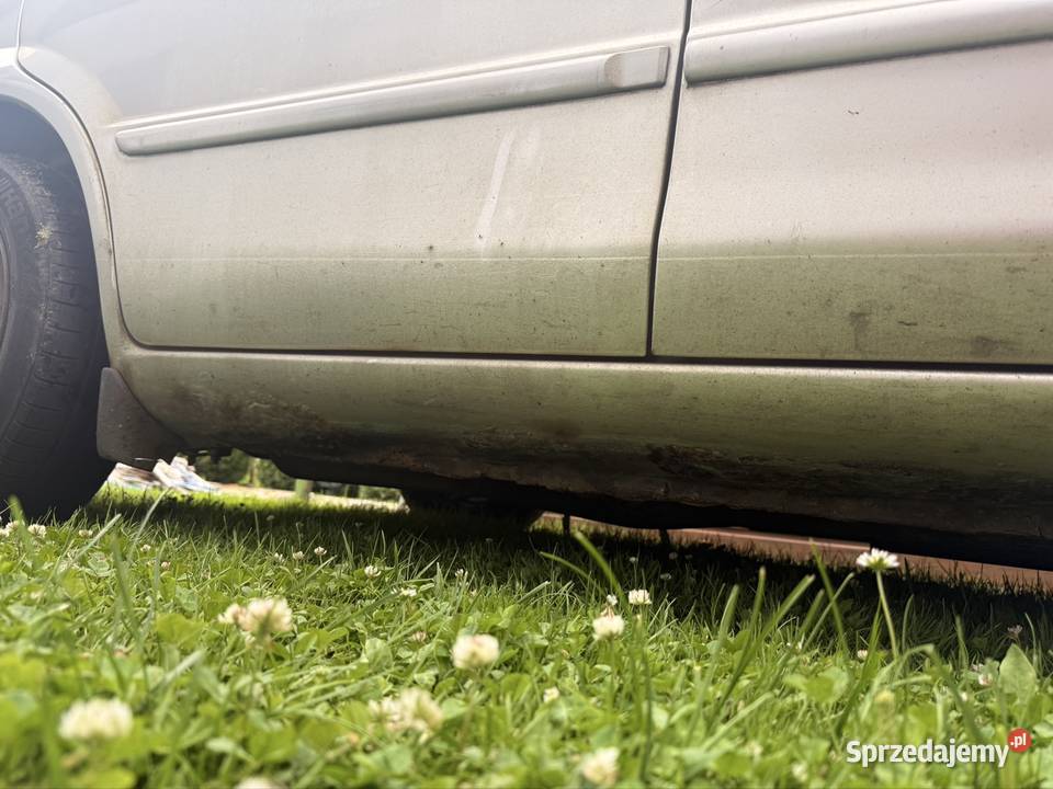 Mazda 323f 16 LPG Gryfów Śląski sprzedam
