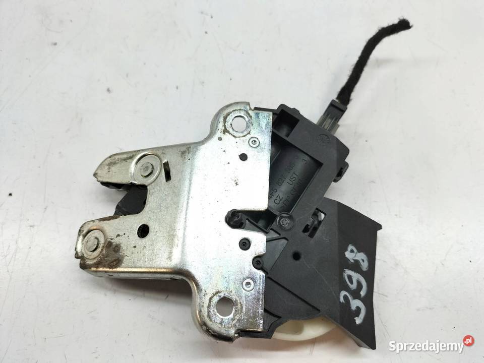 ZAMEK KLAPY BAGAŻNIKA 4F5827505D 4F5827505 Audi sprzedam