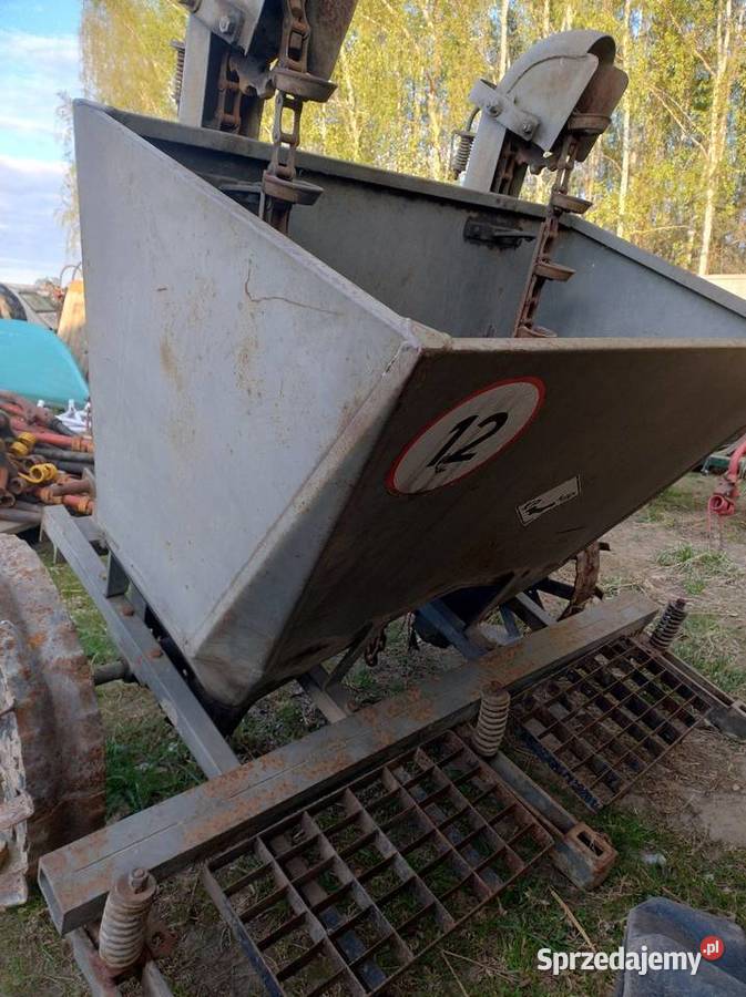 Sadzarka polska kubełkowa 2 sztuki Przasnysz