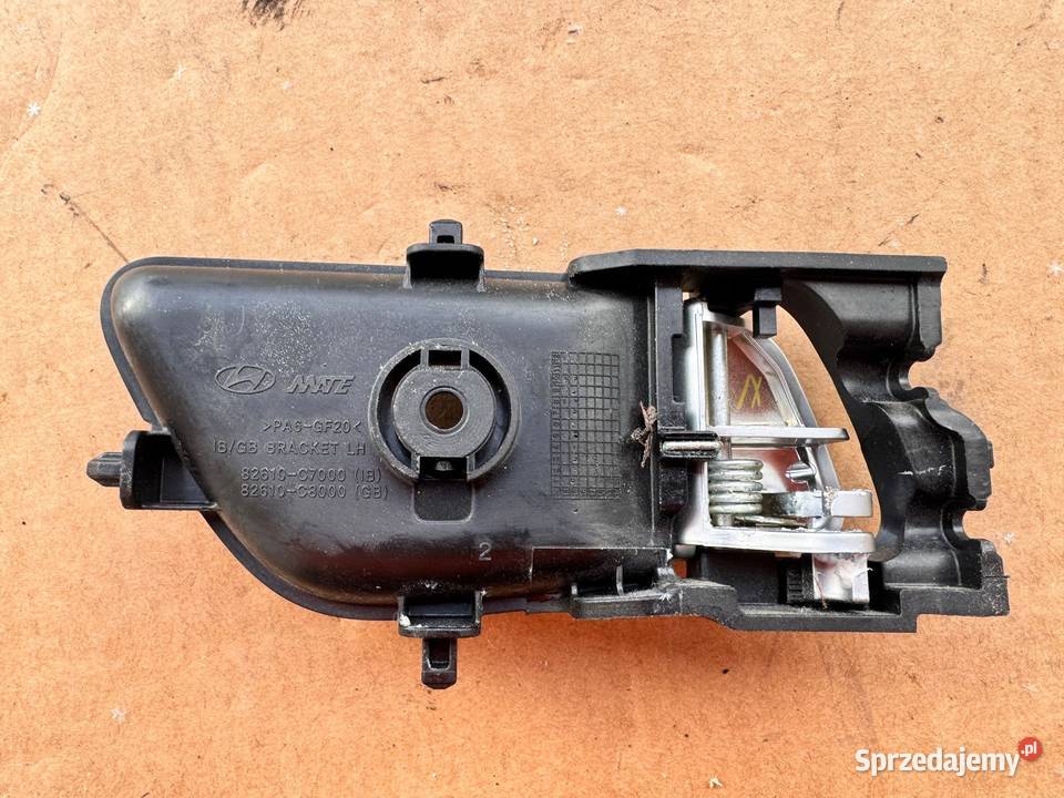 Klamka wewnętrzna lewy tyłprzód Hyundai i20 II Klamki wewnętrzne małopolskie Brzesko