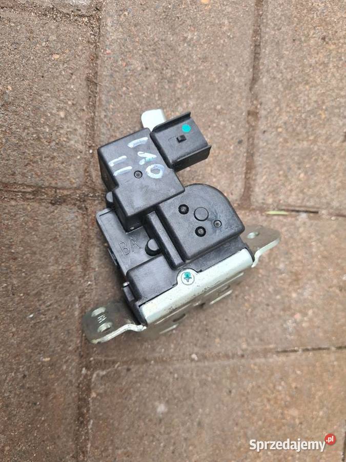 Zamek klapy tył Hyundai i10 2 wielkopolskie Poznań