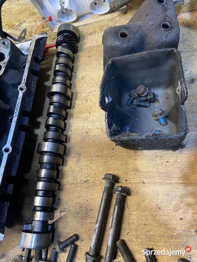 Silnik blok głowice gaźnik pokrywy tłoki części Kozłów