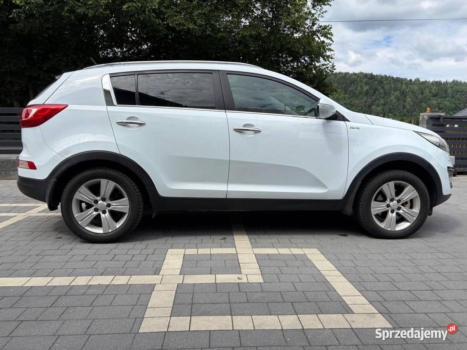 Kia Sportage 20 CRDi AWD 4x4 zadbana bogate Rok produkcji 2011 małopolskie Bystra Podhalańska