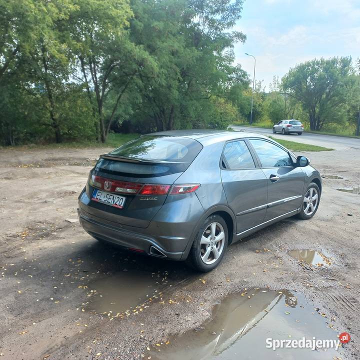 Honda Civic VIII UFO manualna