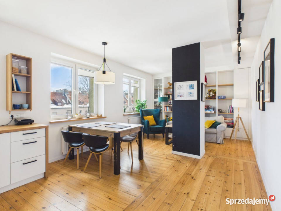 sprzedaży mieszkania Gdynia 7013m2 3 pokoje sprzedam