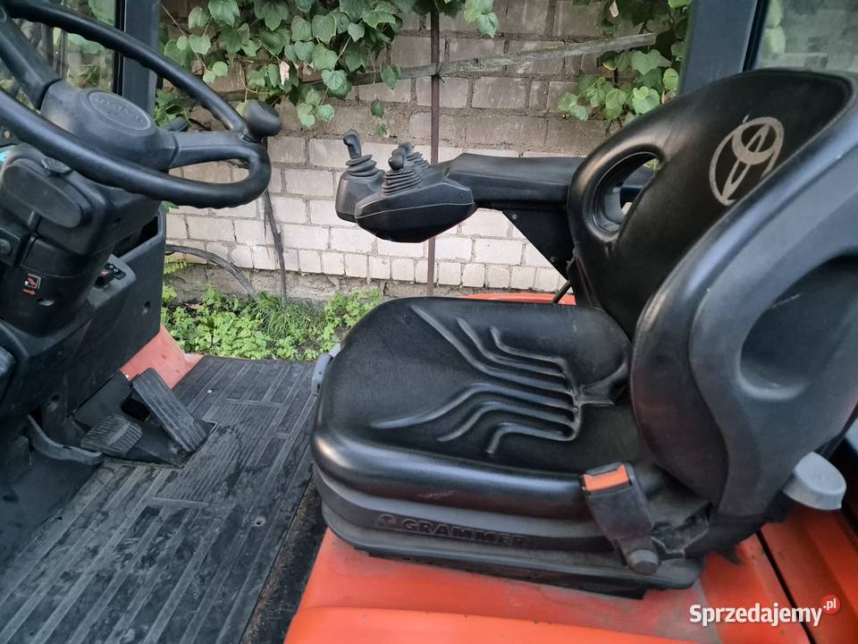 Wózek widłowy Toyota 7FBMF 16 2005r wózek