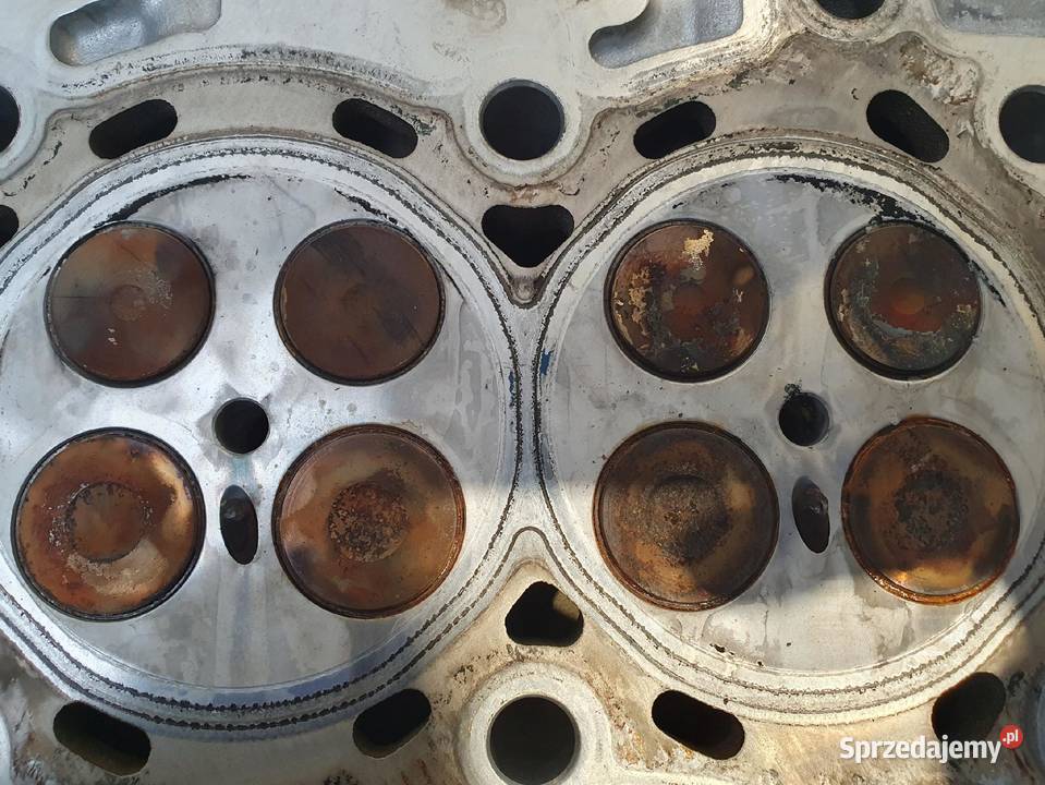 GŁOWICA CYLINDRÓW Ford Focus MK2 II 16 TDCI osobowe