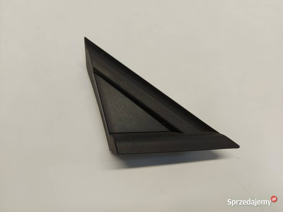 VW ID4 11A 2024r TRÓJKĄT OSŁONA BŁOTNIKA PRAWY osobowe