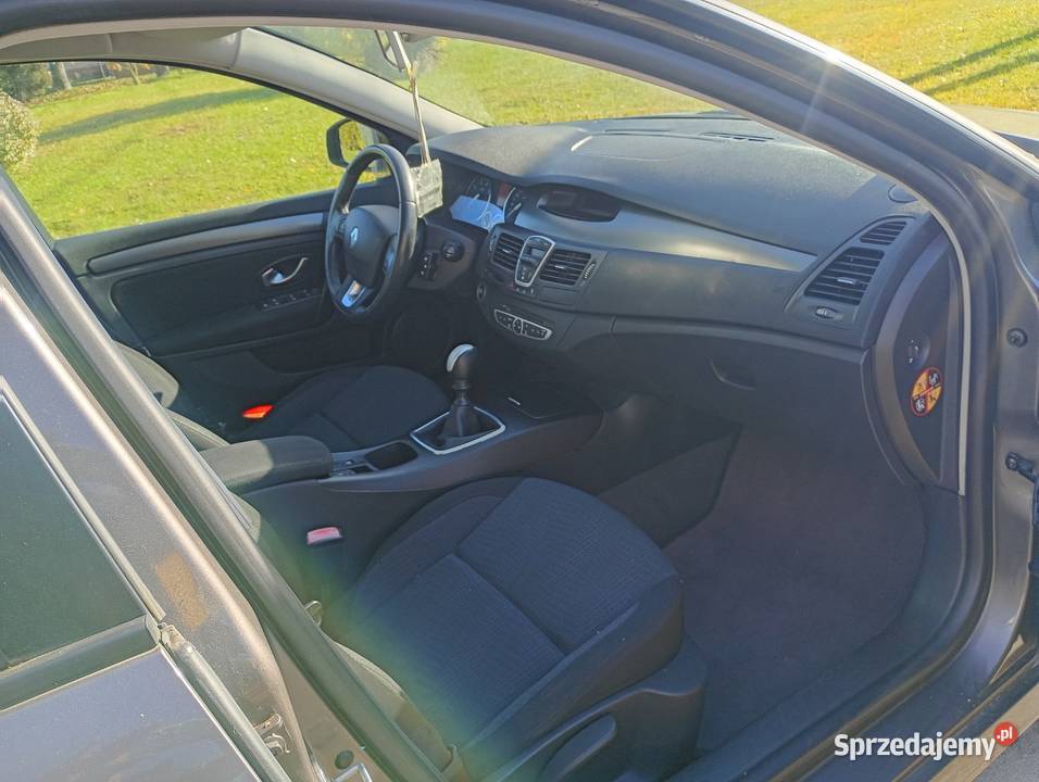 renault laguna 2009 r 2000 benzyna stan b isofix Nysa