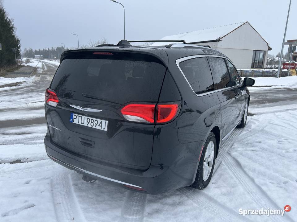 Chrysler Pacifica Turing L plus 36 v6 z 2017r nieuszkodzony Turek sprzedam