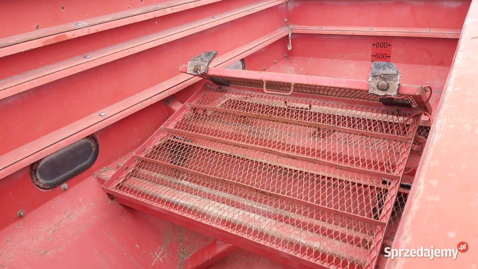 Rozsiewacz kuhn nieuszkodzony wielkopolskie