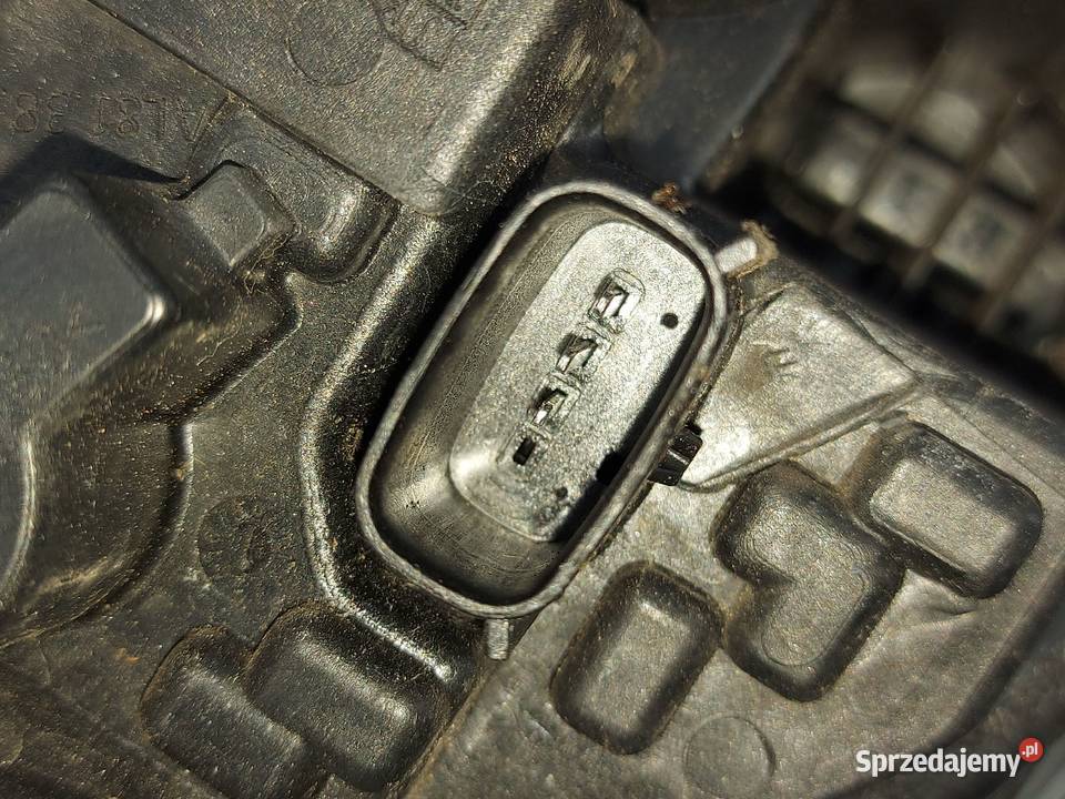OPEL ASTRA K V lampa prawa tył 39015944 Kielce