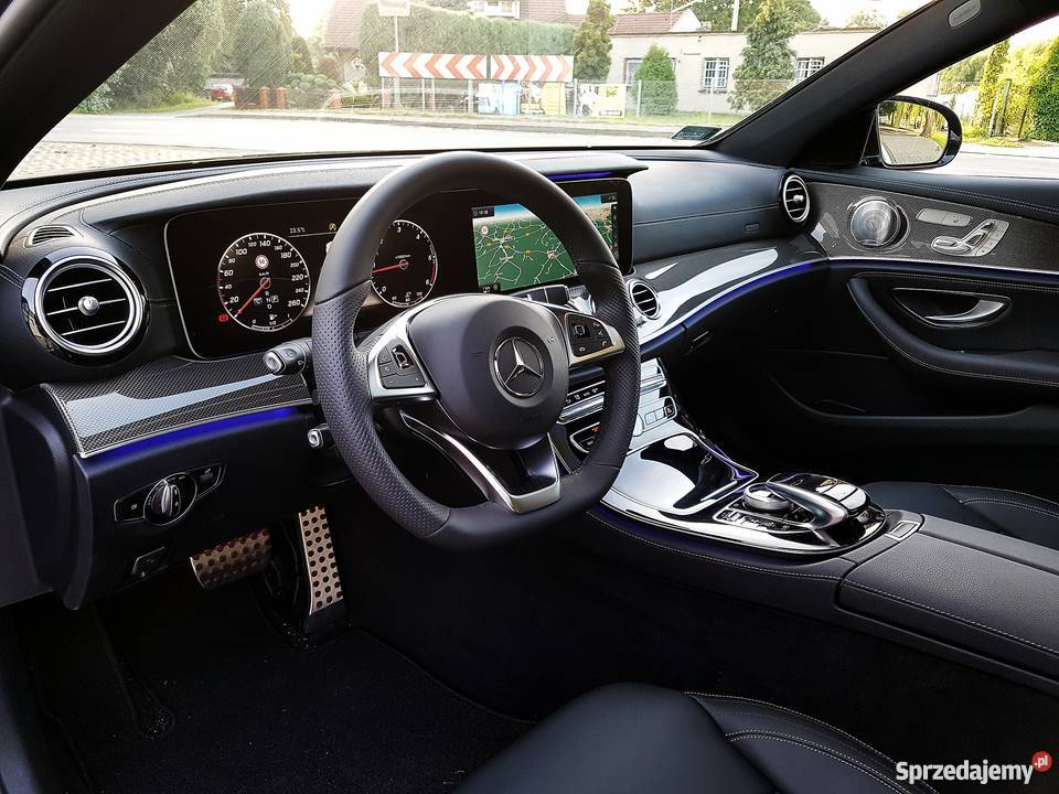 MERCEDES Czarna Limuzyna AMG do ślubu Wynajem wielkopolskie